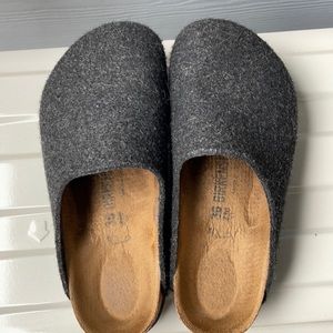 Birkenstock Gray Wool Clog Mule size 36 Reg